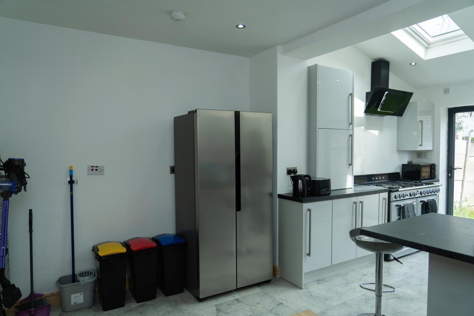 Double Bedroom Near Etihad And Coop Live With Free Parking, Shared Kitchen & Bathroom - Including Free 1-Hour Early Check-In Or Late Check-Out For Bookings Until July مانشستر المظهر الخارجي الصورة