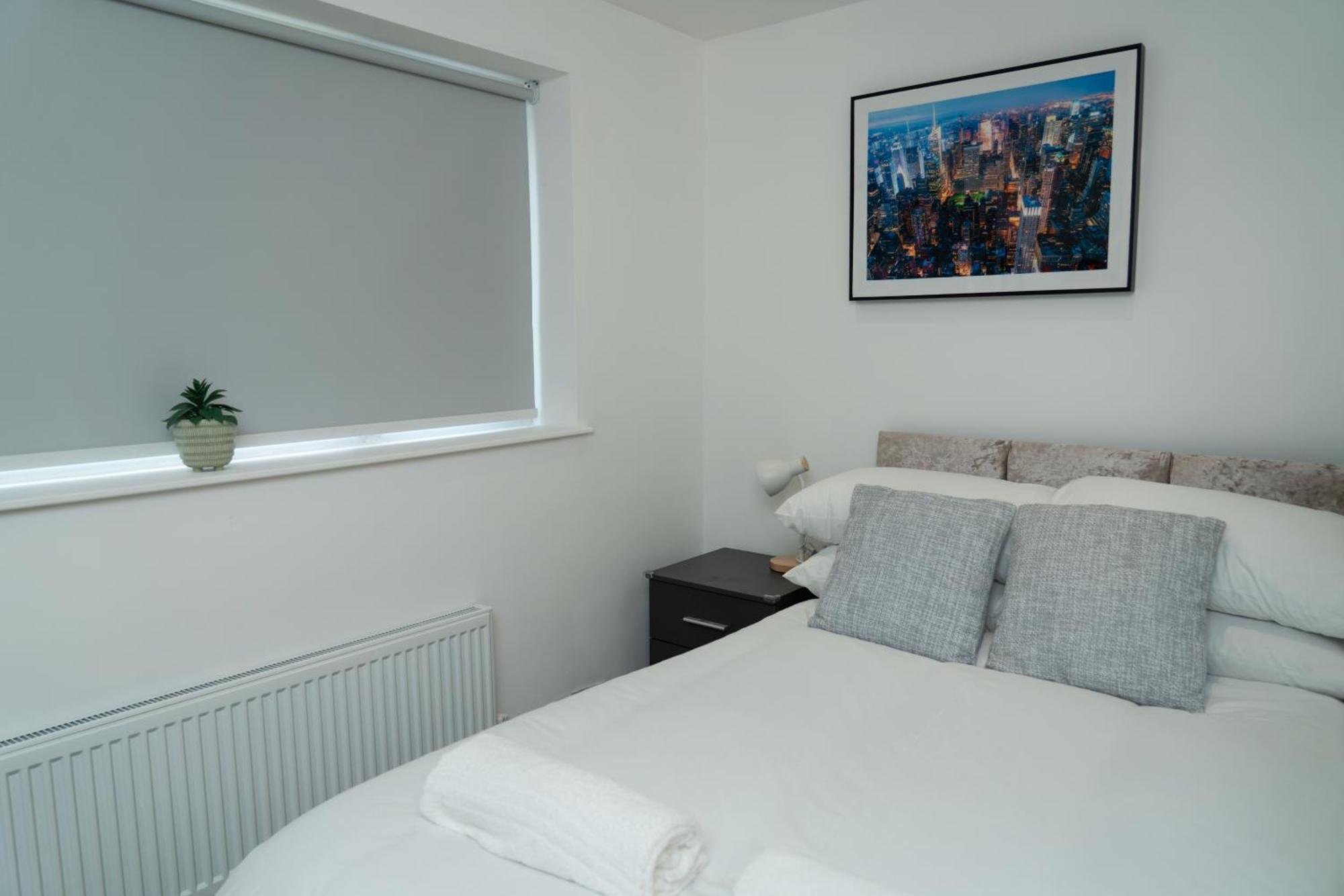 Double Bedroom Near Etihad And Coop Live With Free Parking, Shared Kitchen & Bathroom - Including Free 1-Hour Early Check-In Or Late Check-Out For Bookings Until July مانشستر المظهر الخارجي الصورة