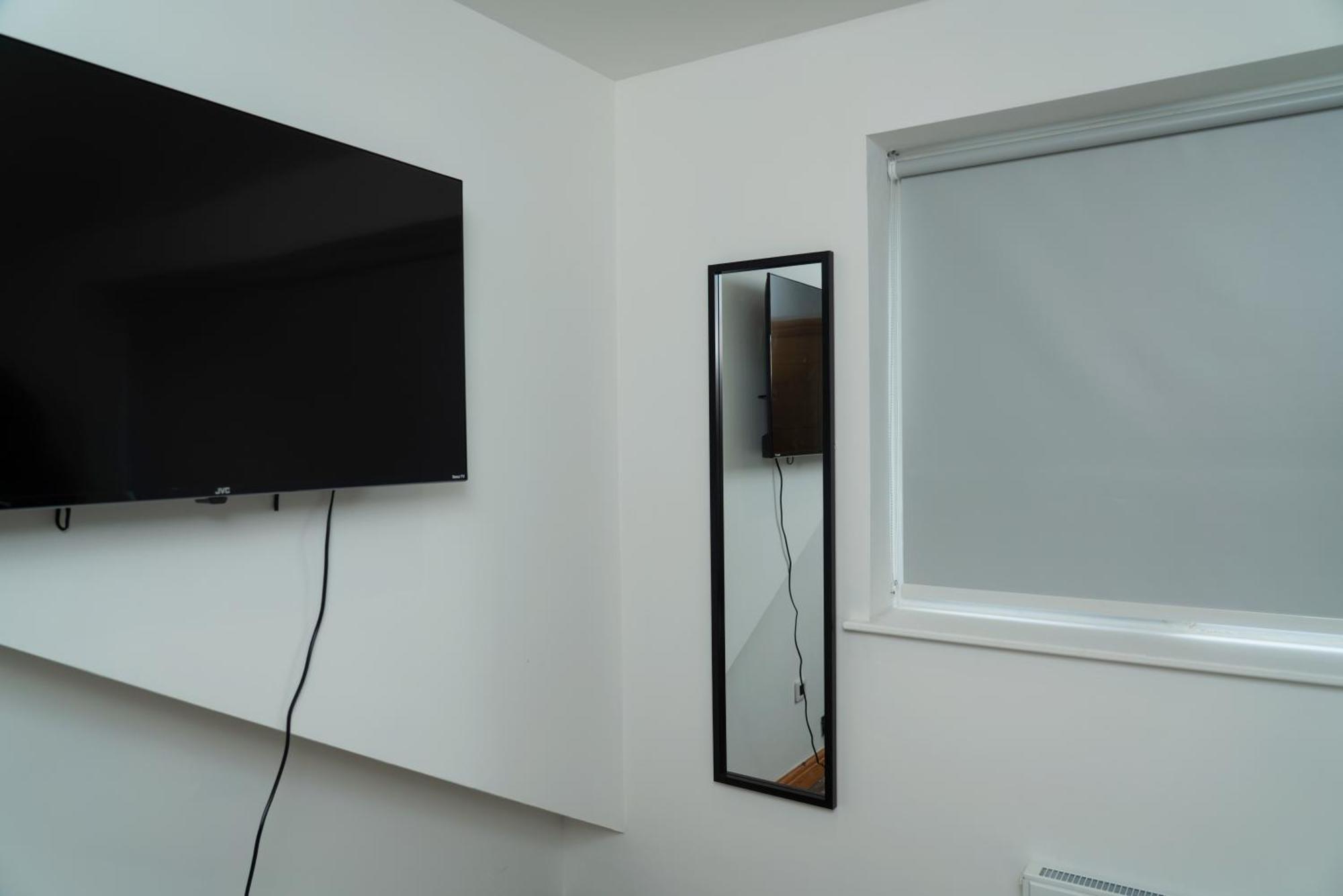 Double Bedroom Near Etihad And Coop Live With Free Parking, Shared Kitchen & Bathroom - Including Free 1-Hour Early Check-In Or Late Check-Out For Bookings Until July مانشستر المظهر الخارجي الصورة